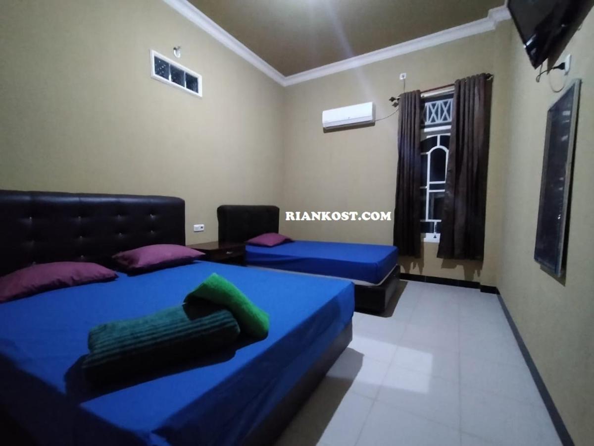 Guest house Rian Kost - Murah Pusat Kota *