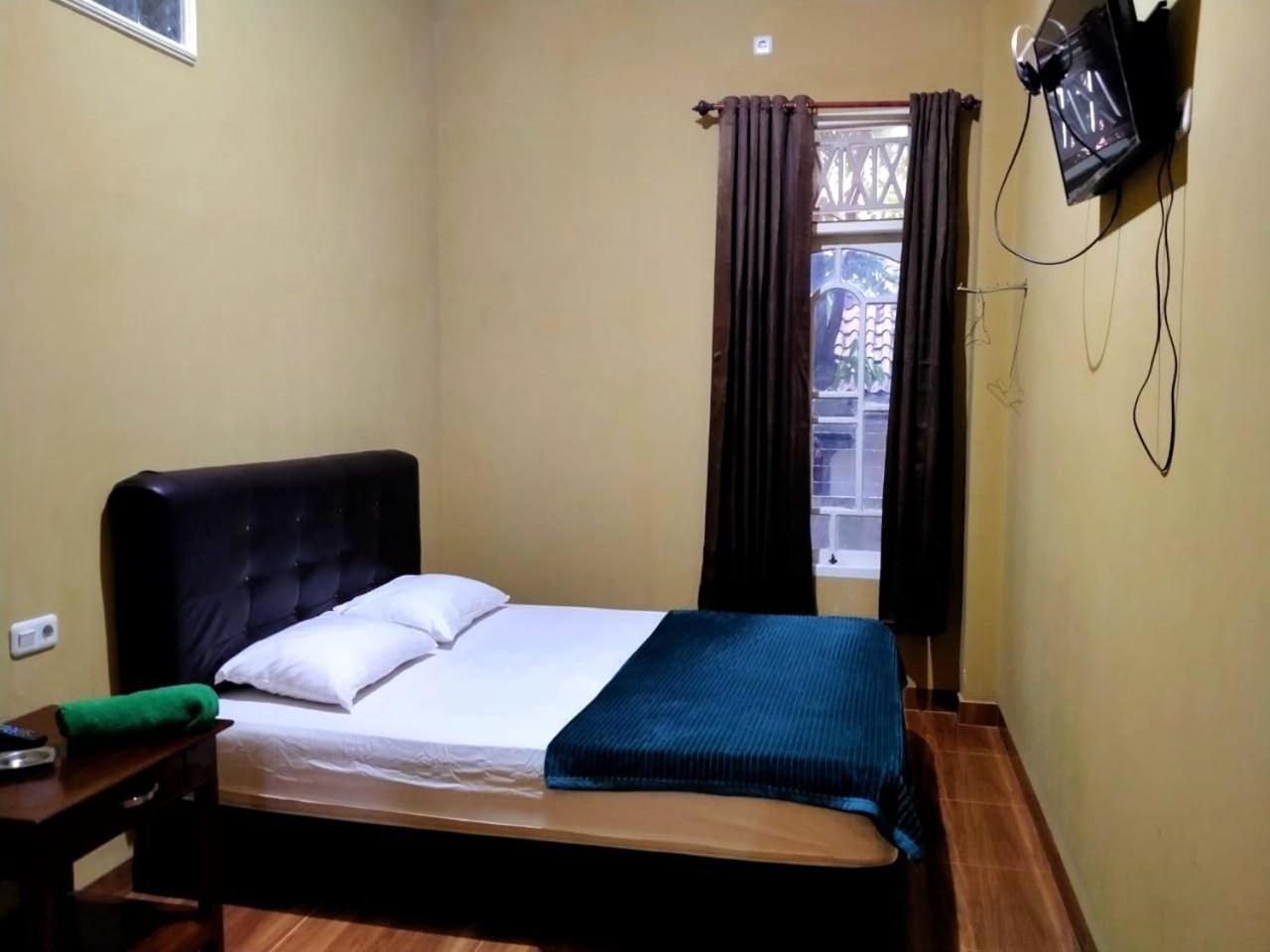 Guest house Rian Kost - Murah Pusat Kota *