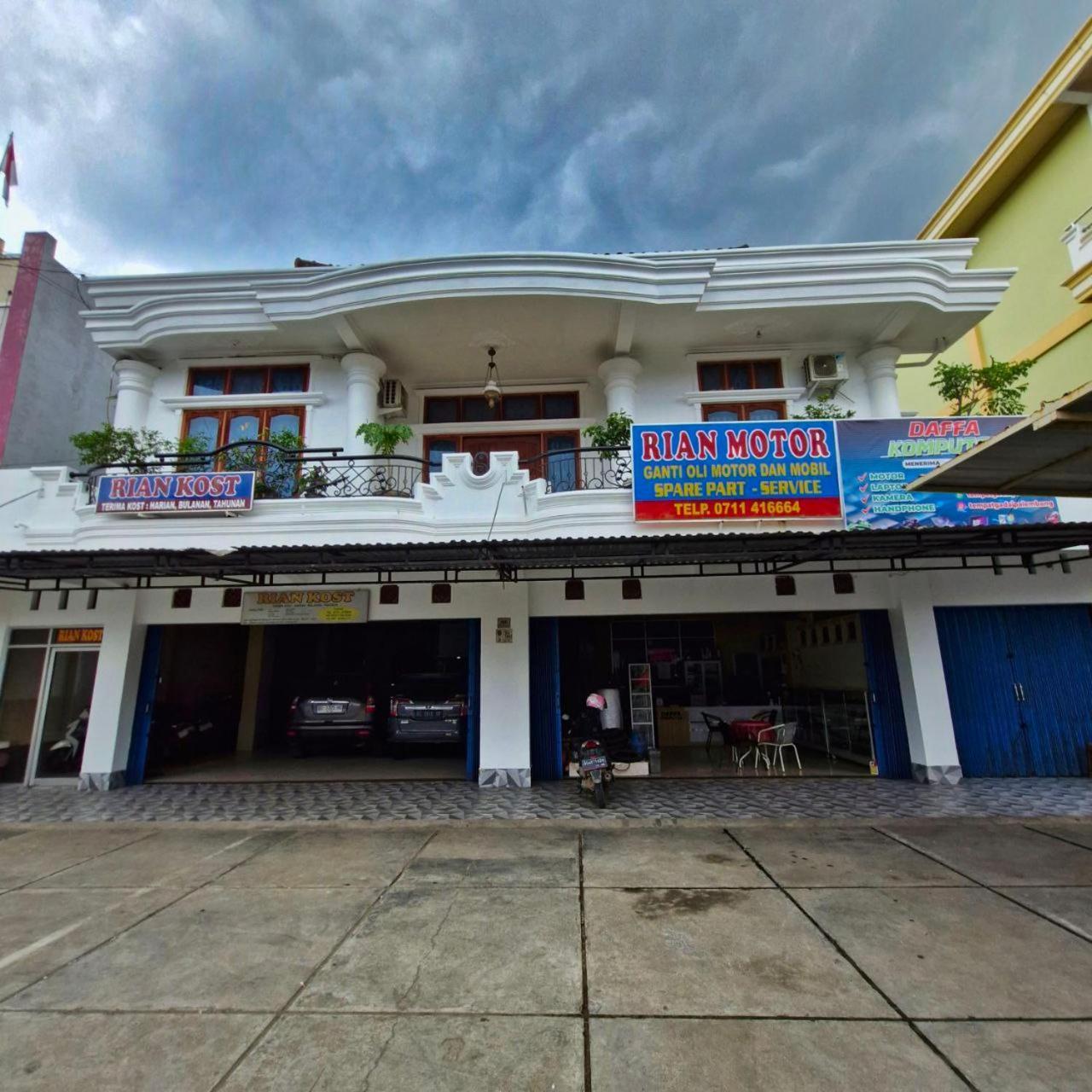 Rian Kost - Murah Pusat Kota *