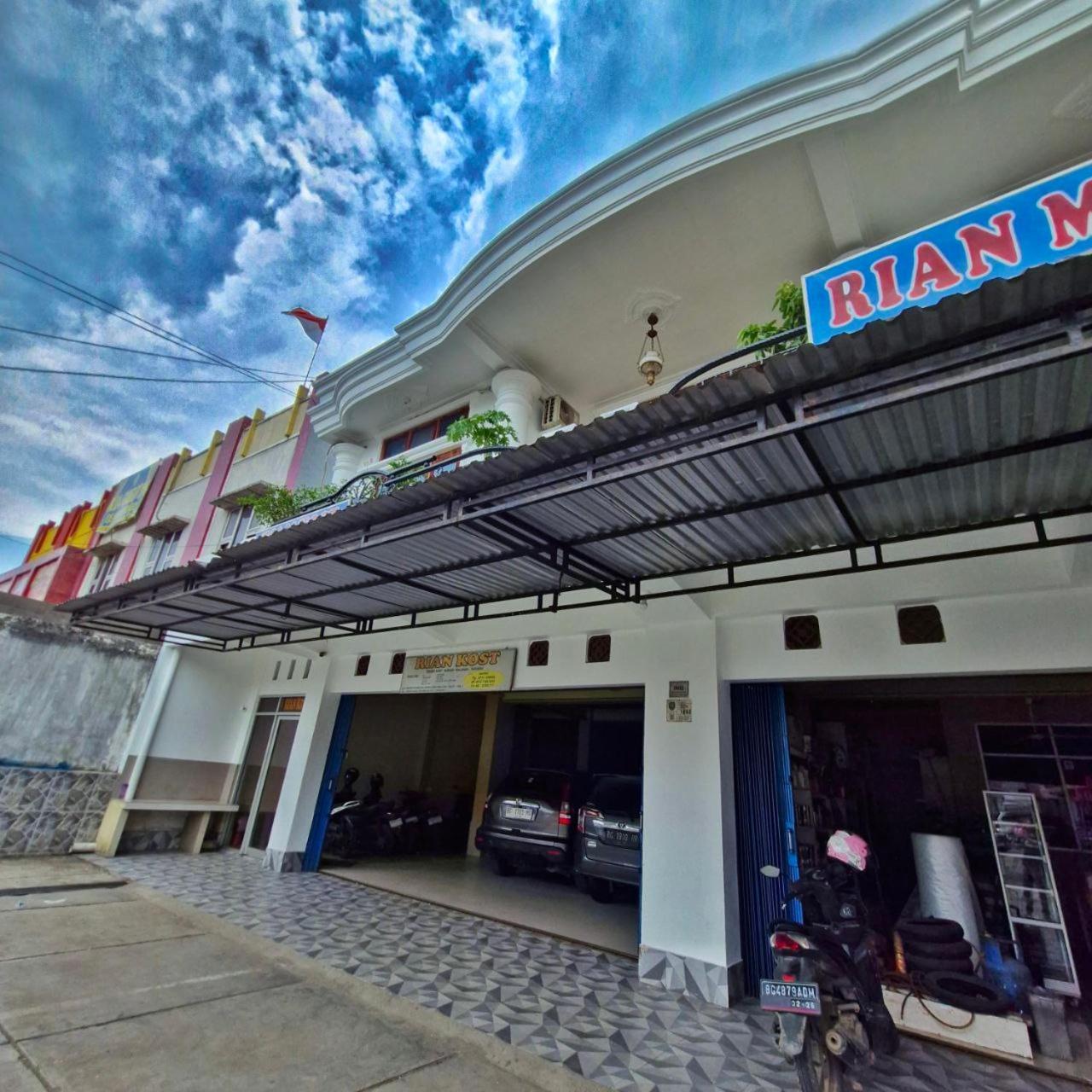 Rian Kost - Murah Pusat Kota Palembang